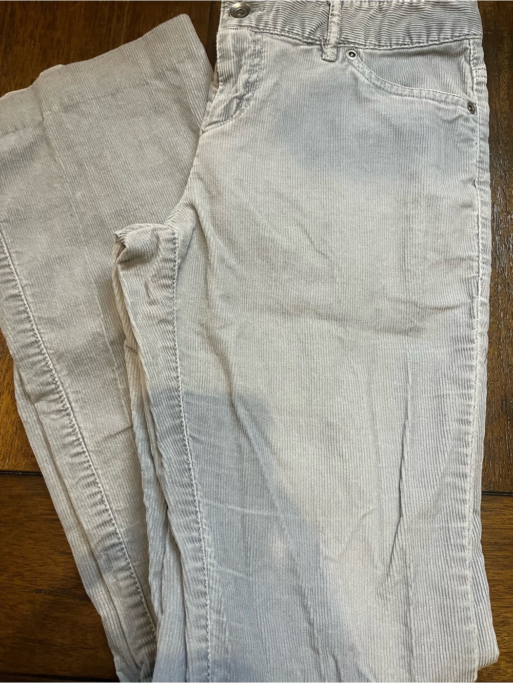 Outback Red Women's Light Gray Skinny Corduroy Jeans